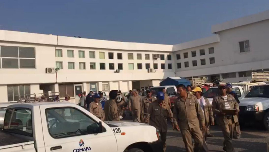 Trabajan empleados de Comapa sin medidas de protección contra Covid-19