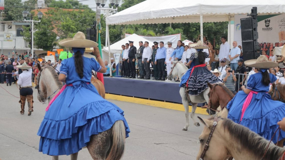 Convoca a familias el desfile Cívico-Militar del 208 Aniversario de la Independencia