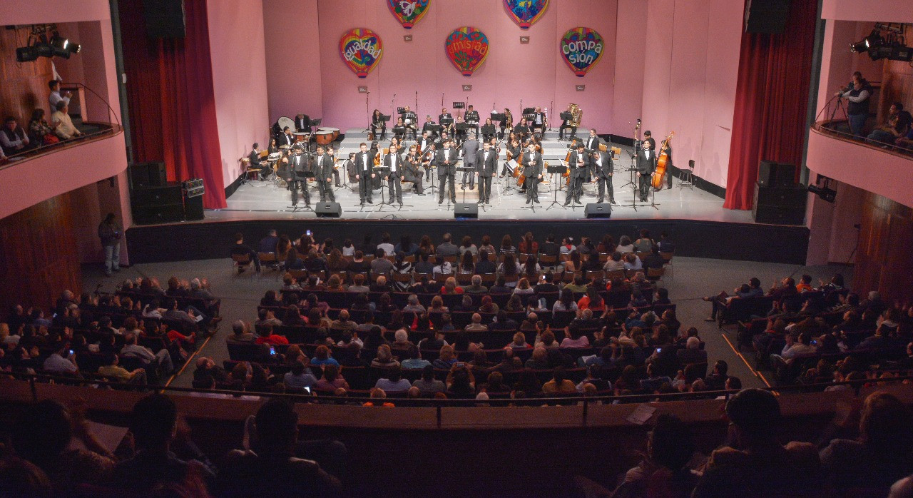 Éxito presentación de Los Diez Tenores tamaulipecos