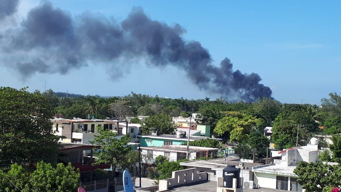 Controlan incendio en patio norte de la refinería Francisco I. Madero