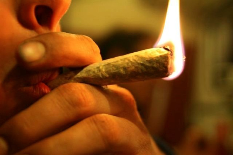 Posibilidad de legalización de marihuana incrementa consumo
