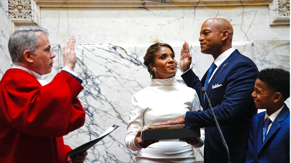 Wes Moore juramenta como el primer gobernador negro de Maryland