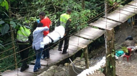 Aumenta a 11 el número de muertos en Colombia tras voltearse puente colgante