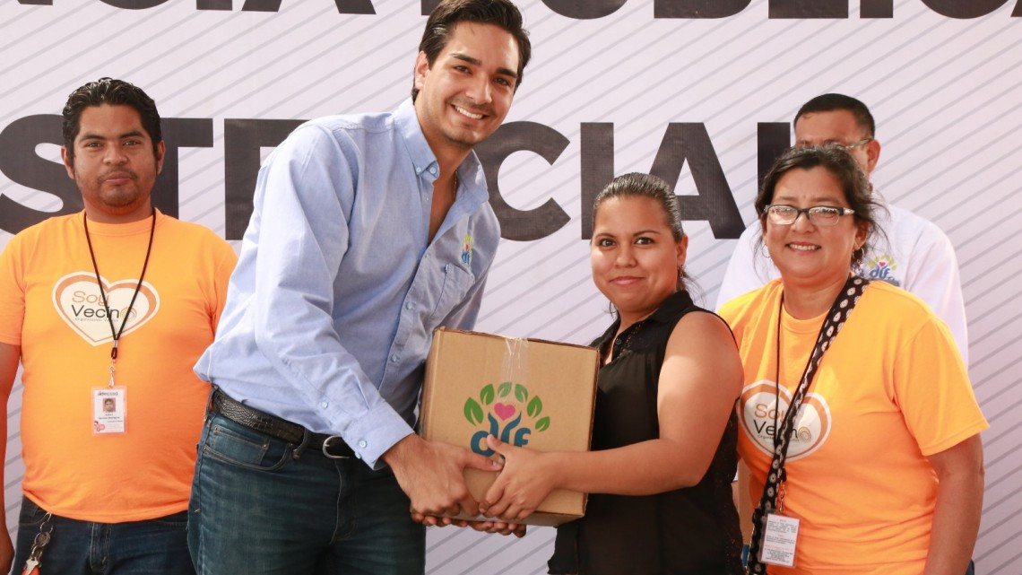 DIF Reynosa beneficia a 700 personas en fraccionamiento los almendros