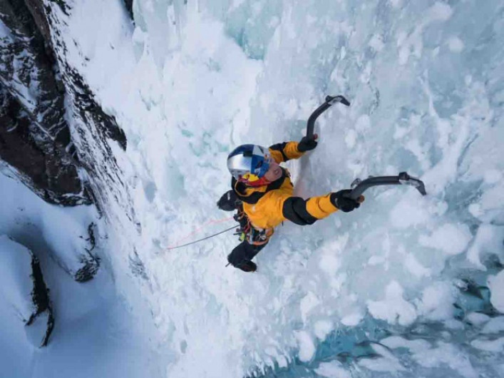 Tres alpinistas desaparecidos tras avalancha en montañas de Canadá