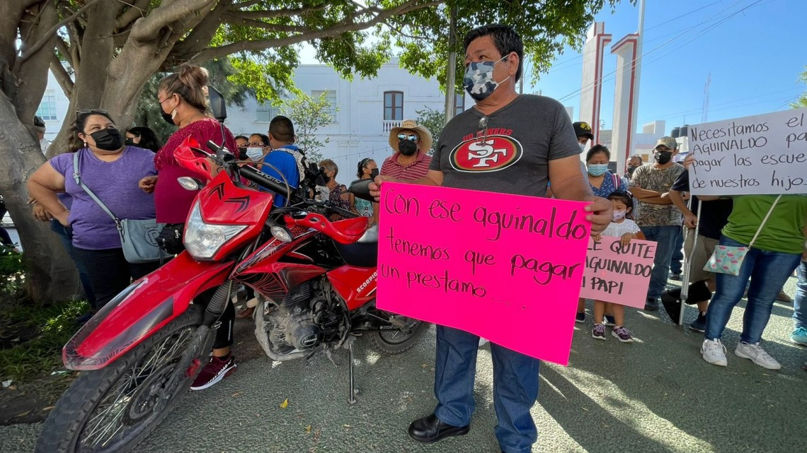 Acusa sindicato a municipio de desviar dinero de aguinaldo para pagos de funcionarios de primer nivel 