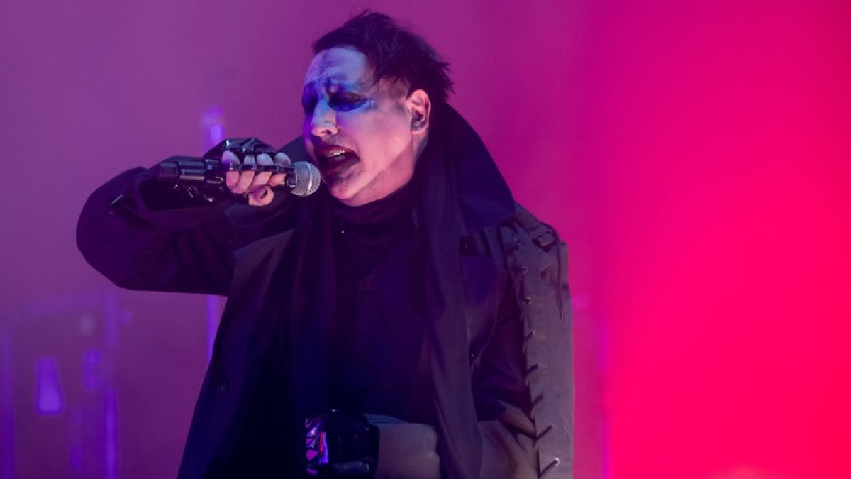 Marilyn Manson pospone gira tras accidente