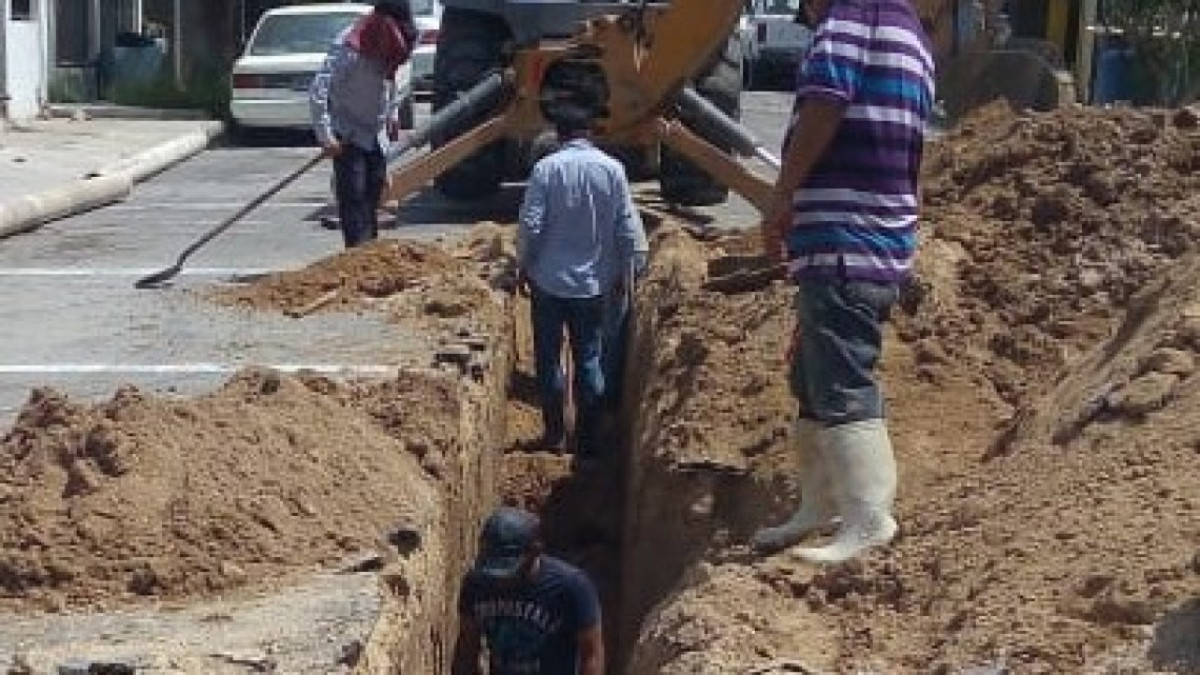 Se realiza reparación de caído en Fuentes Sección Lomas