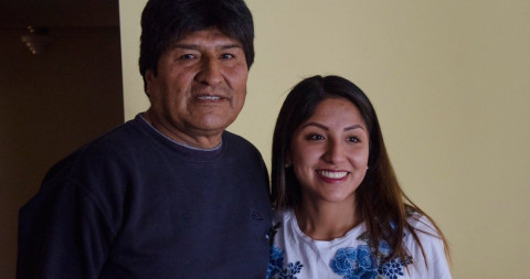 Otorgan salvoconducto a la hija de Evo Morales para que se asile en México