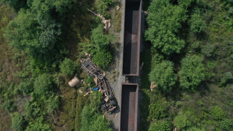 Choque entre tren y trailer provoca caos vehicular y filas de más de 10 kilómetros 