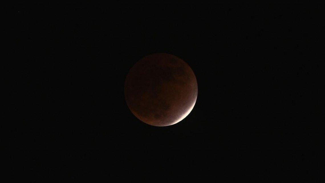 Así se vivió en México y otras partes del mundo, el eclipse lunar más largo del siglo 