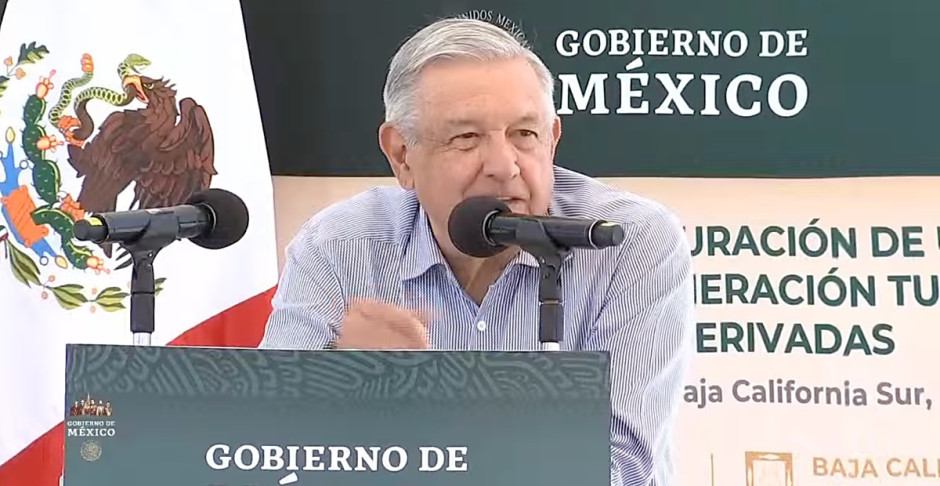 “Texas aun no resuelve su problema”, defiende AMLO uso de combustibles fósiles
