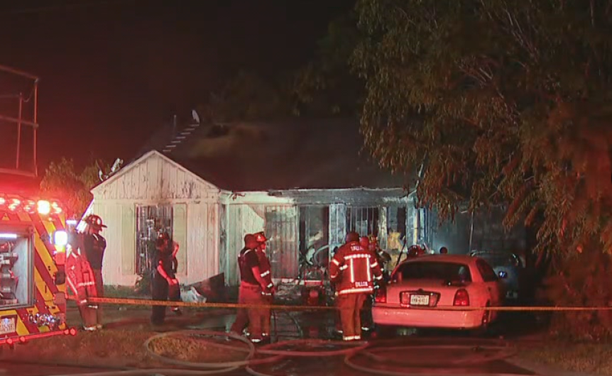 Incendio en Dallas deja una mujer muerta