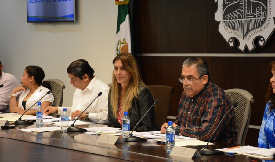 Invita Maki a Ceremonia de cambio de Gobierno