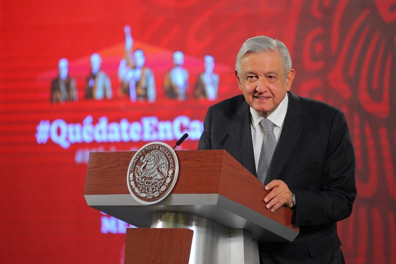 Maestros, Covid-19, noticias falsas, esto y más en conferencia matutina de AMLO