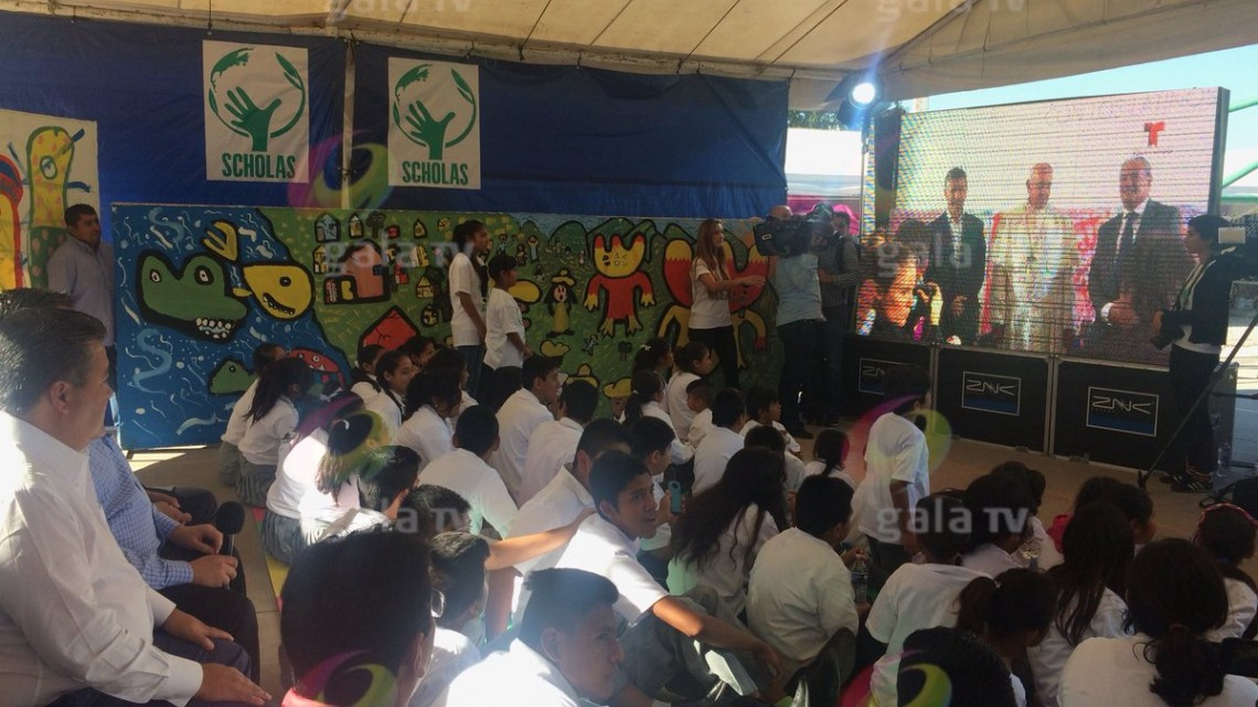 Papa Francisco conversa vía satélite con niños de Jojutla 