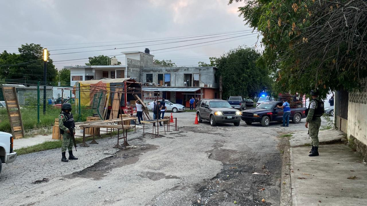 Tianguistas piden apoyos tras ser retirados de nueva cuenta 