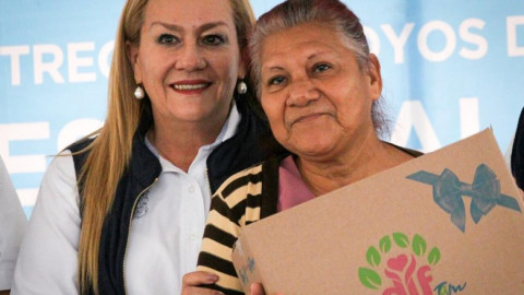 Lleva Ayuntamiento apoyos a adultos mayores