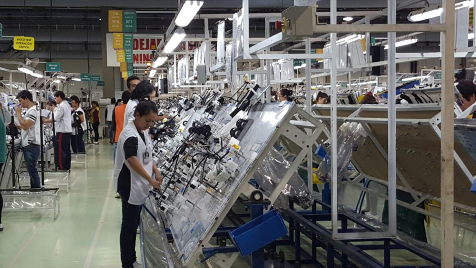 Fundamental la vinculación de los jóvenes estudiantes con sector productivo