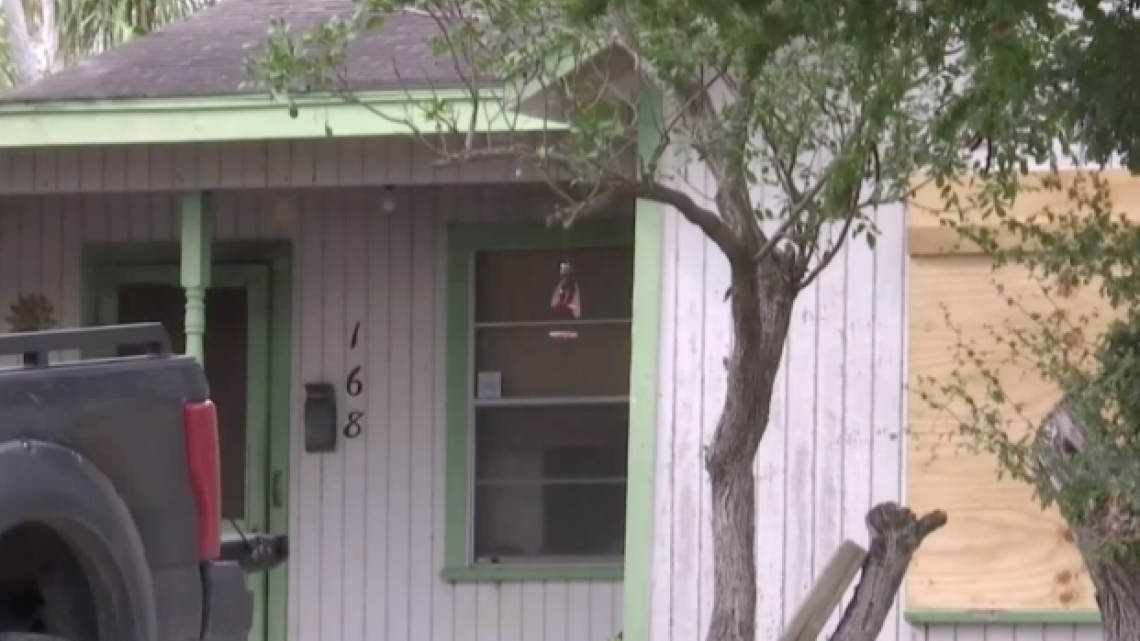 Investigan muerte de hombre tras incendio en San Benito