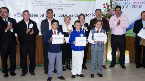  Azael Carbajal representará a Miguel Alemán en Concurso estatal de Oratoria