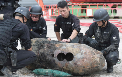 Desactivan bomba de la Segunda Guerra Mundial en Hong Kong 