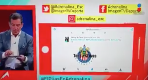 Cae en broma del “Negro del Whatsapp” Javier Alarcón en plena transmisión