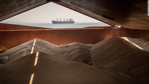 Zelensky promete a Kenia establecer un "centro de cereales" en el puerto de Mombasa