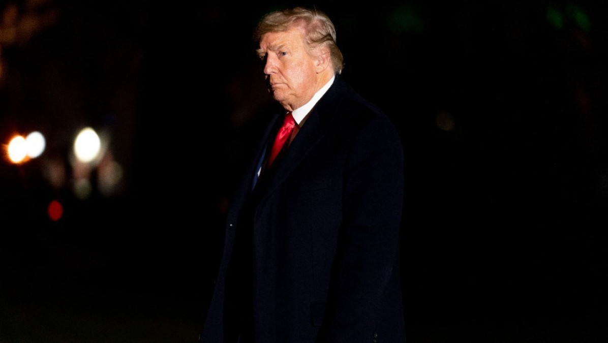 “Hasta en México tienen credencial para votar”, insiste Trump sobre fraude electoral