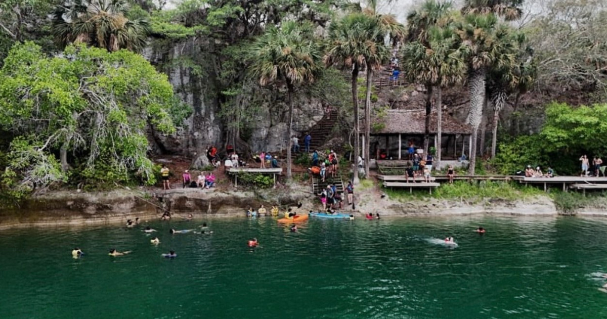 Impacta a visitantes “El Zacatón”, el cenote más profundo del planeta