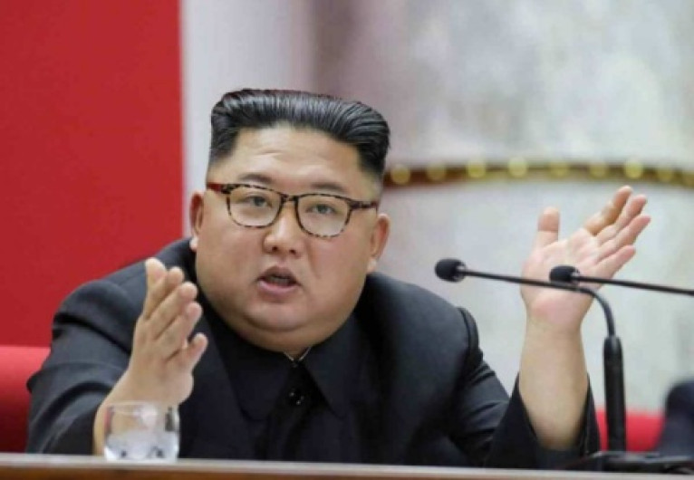 Reportan a Kim Jong-Un grave tras cirugía