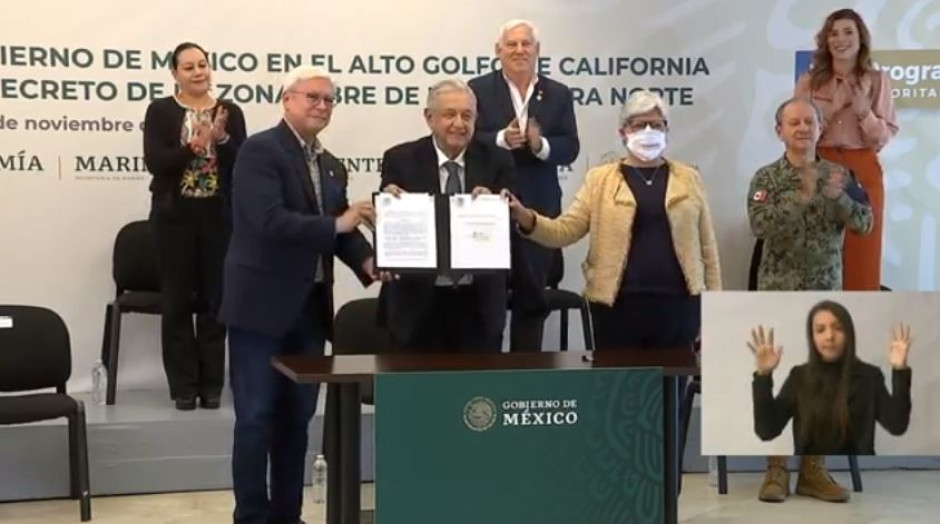 AMLO firma extensión de Zona Libre en la frontera norte hasta 2024 