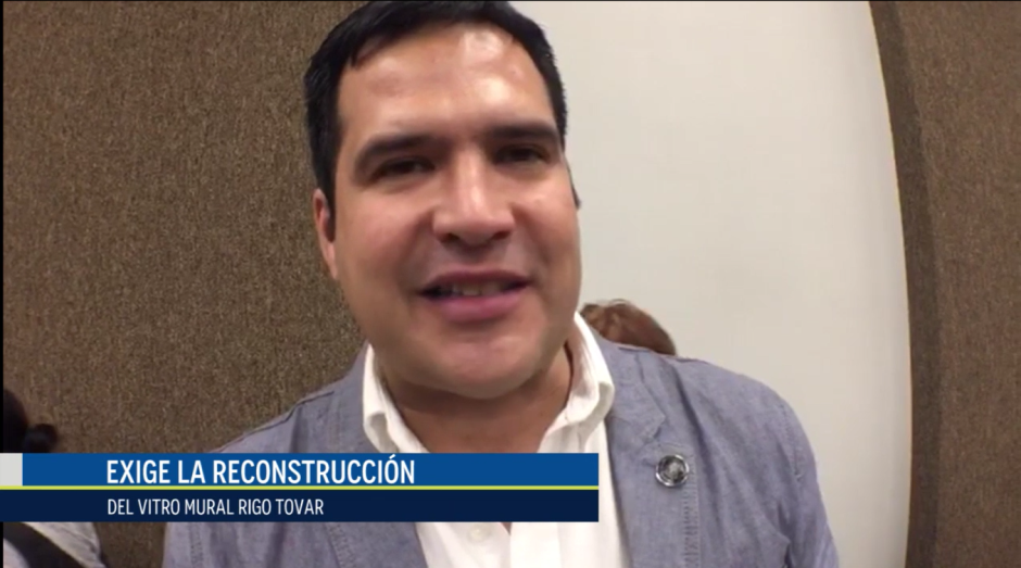 Regidor exige la reconstrucción del vitro mural Rigo Tovar 