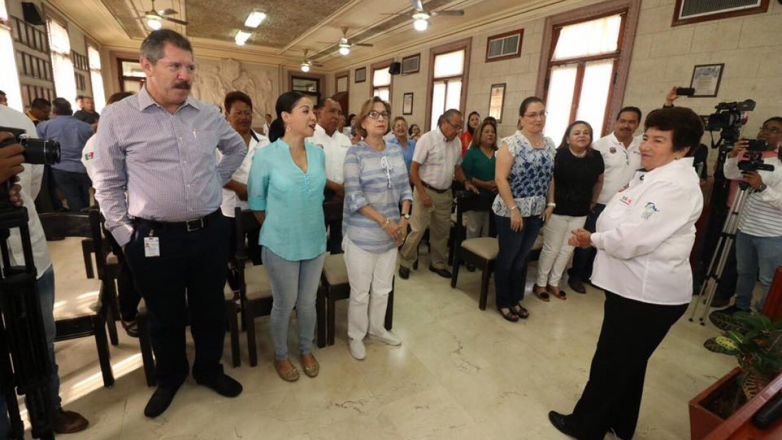 Entrega Ayuntamiento premios a ganadores del “Gran Sorteo del Pago Predial 2017”