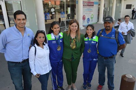 Recibe alcaldesa a Medallistas Regionales de Atletismo