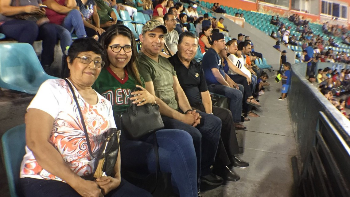 México vuelve a dejar ir la victoria en Latinoamericano de Béisbol