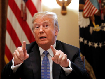 Trump busca aranceles del 25% para China