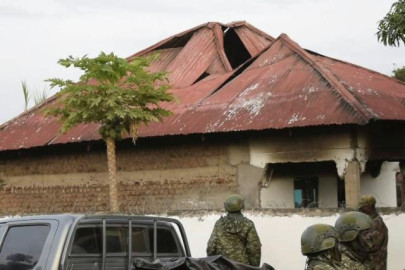Ataque a escuela en Uganda deja al menos 41 fallecidos
