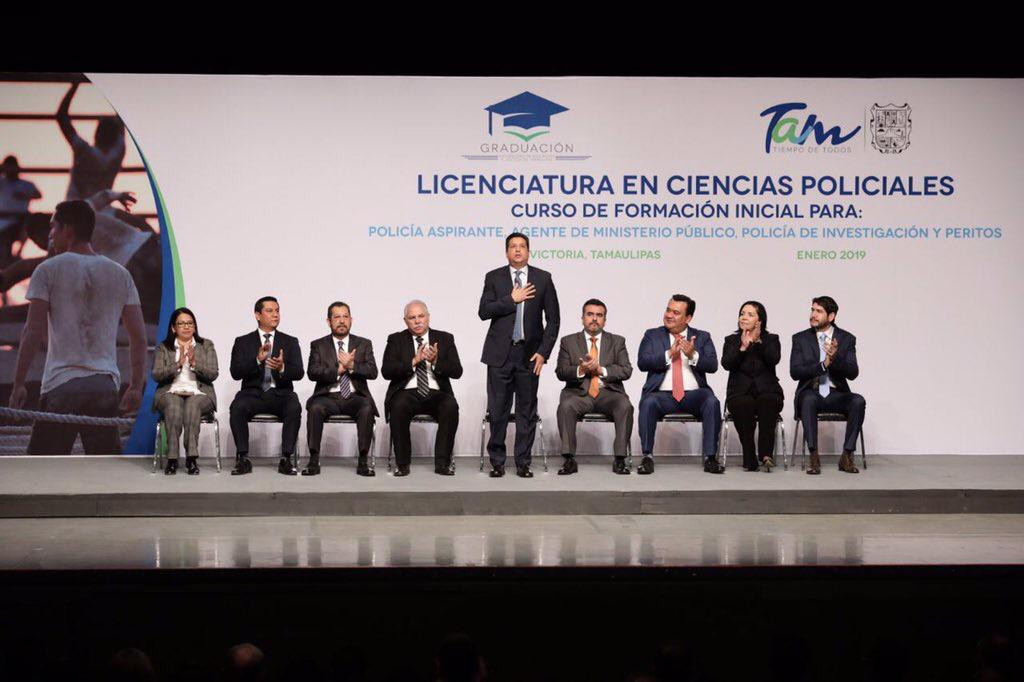 Se gradúan elementos de la Universidad de Seguridad y Justicia