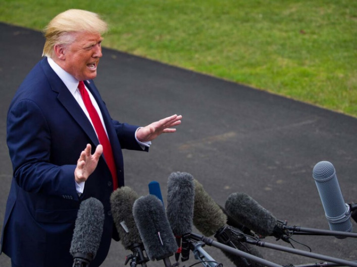 Trump rechaza proyecto de revisión de antecedentes para compra de armas