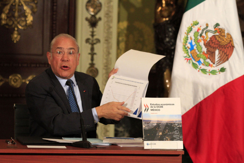 México está en riesgo de perder su fuerza laboral joven por falta de competencia: OCDE