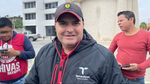 Retira PC a 5 negocios que vendían cohetes en el centro de la ciudad 