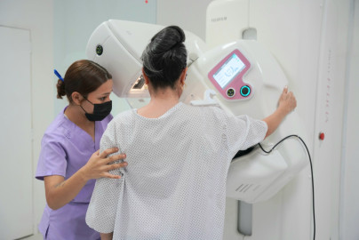 Mantiene sistema DIF lucha contra el cáncer de mama durante noviembre