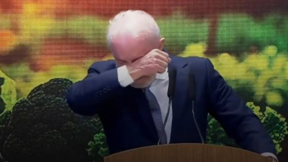 Lula rompe en llanto al recordar cuando no tenía dinero ni para comer un sándwich