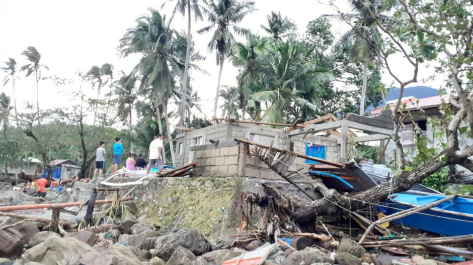 Tifón en Filipinas deja 47 muertos