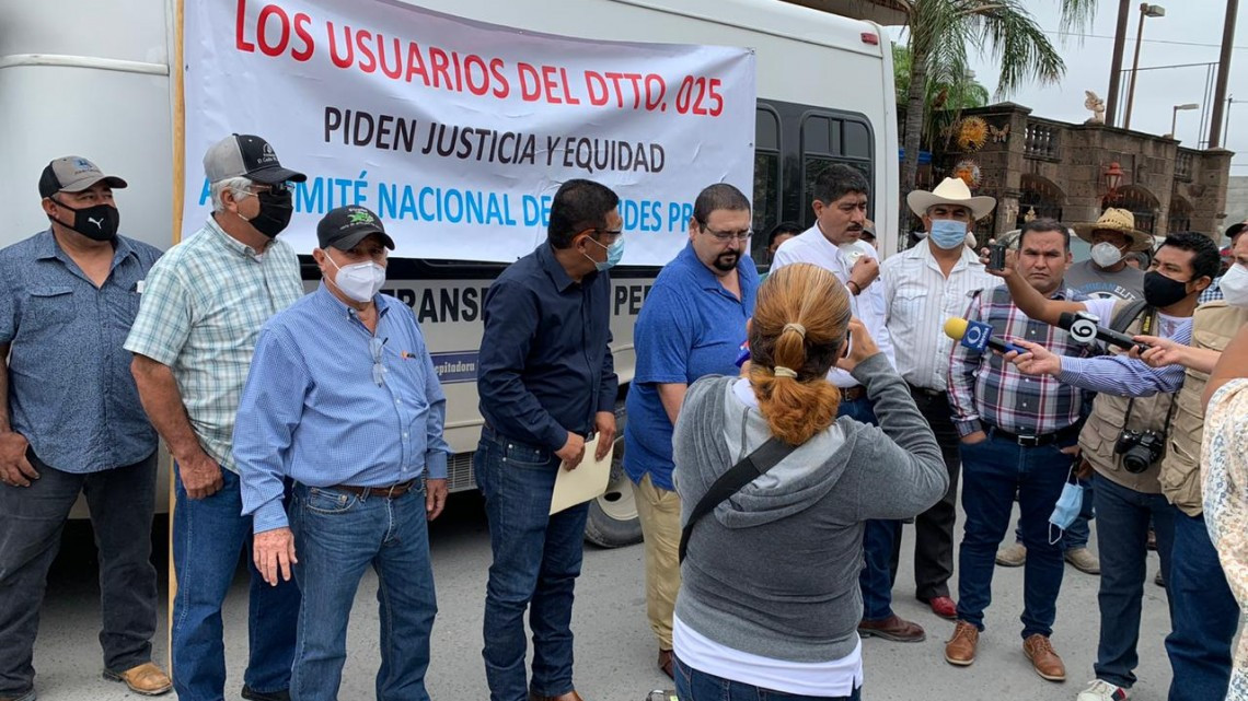 Integrantes del Distrito Riego de Río Bravo se manifiestan contra Conagua