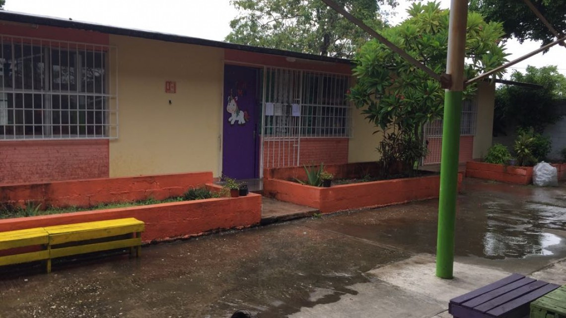 Con veladores, se apoya a escuelas, para disminuir robos