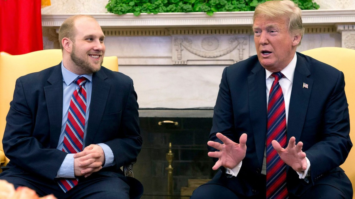 Trump recibe a estadounidense liberado por Venezuela