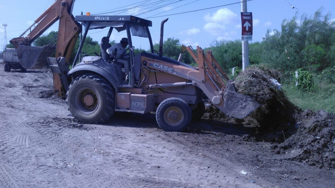 Continúa Servicios Primarios limpieza y desazolve