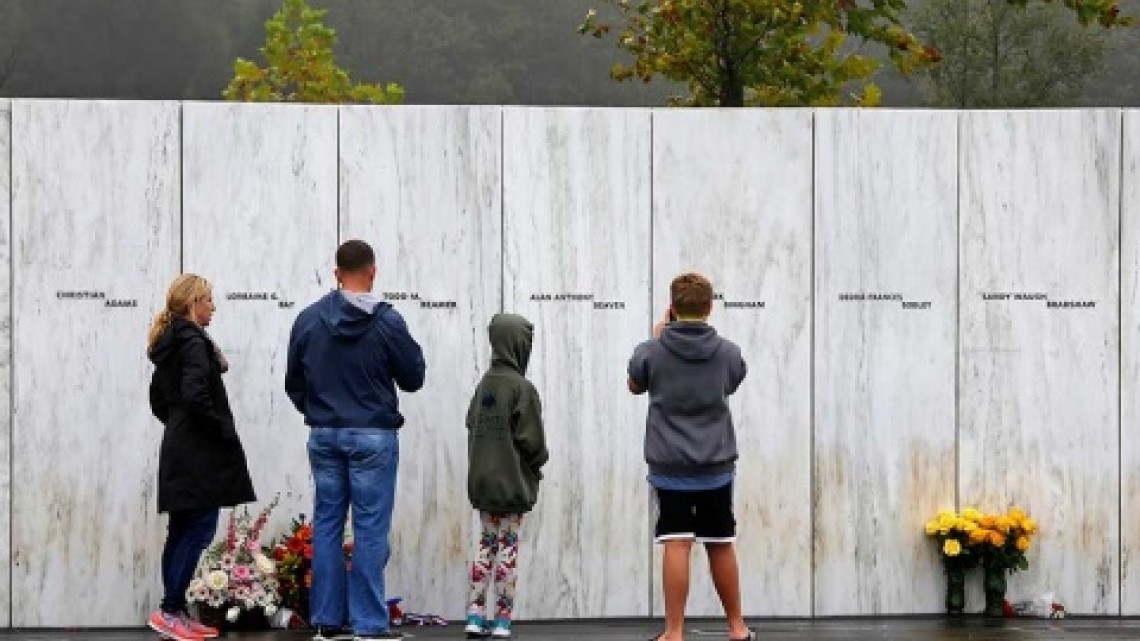 Rinden tributo a víctimas del 11-S en Nueva York
